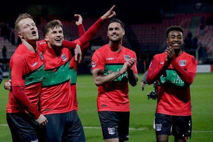 客场之旅恐 客场之旅恐