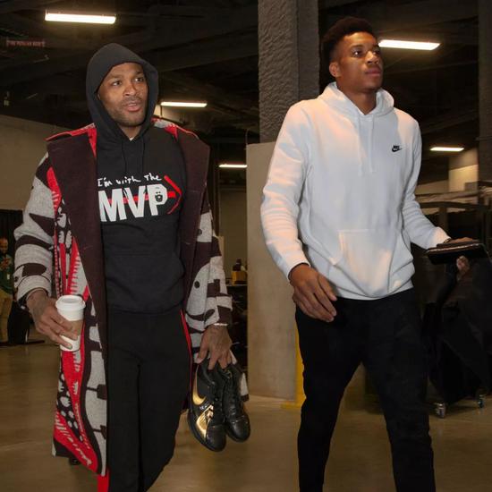 兰代尔顶住 兰代尔顶住