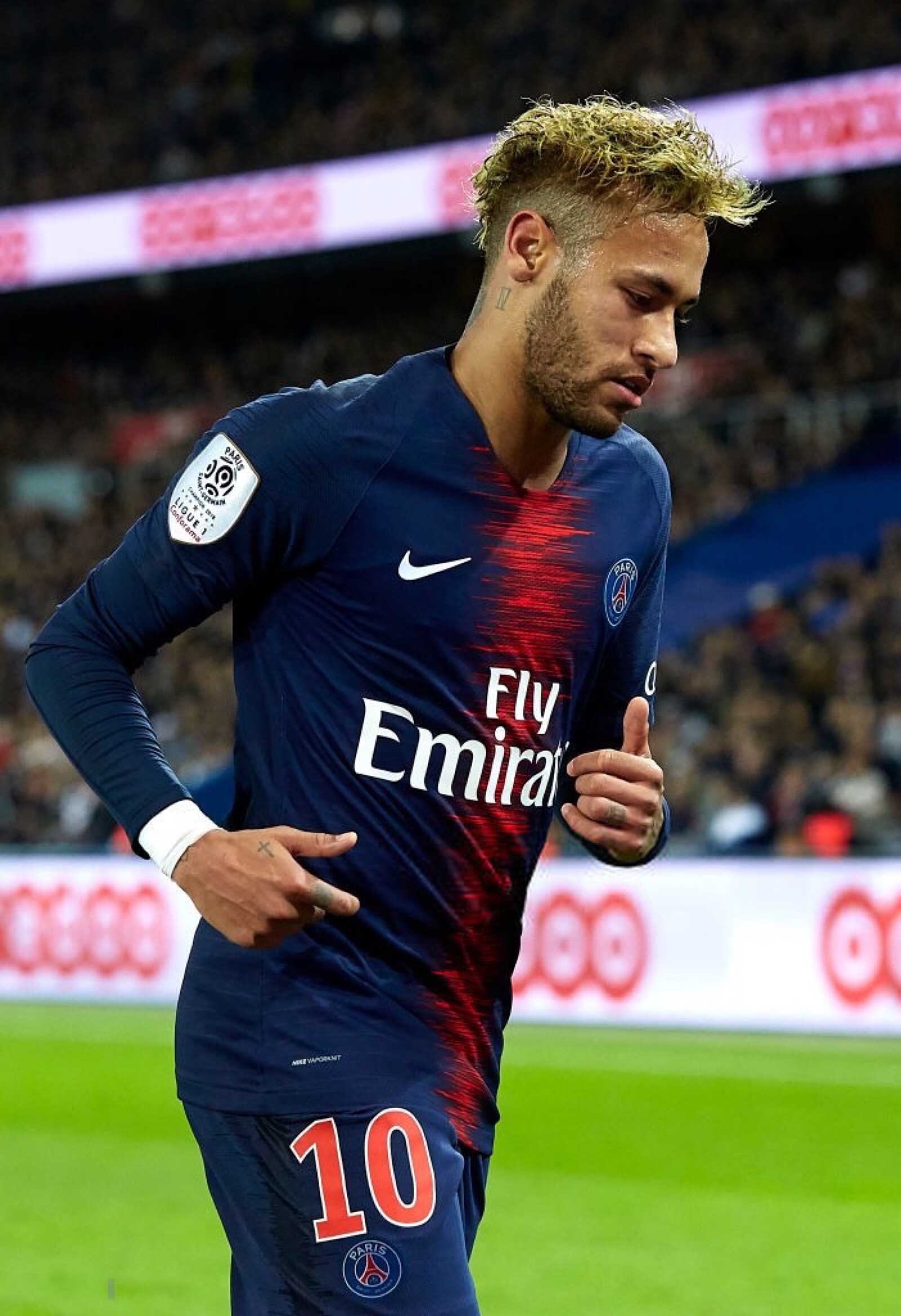 一束探照灯 一束探照灯